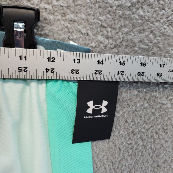 Under Armour Women's UA Play Up Side Mesh Shorts Seagrass Green Size Sma… - Picture 2 of 7